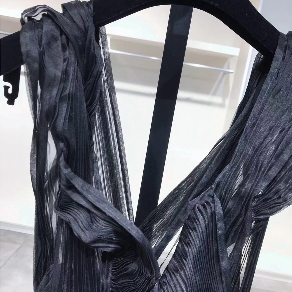 US 2 Victoria Beckham Wool Asymmetric Plunge Dress NWOT - Picture 5 of 10